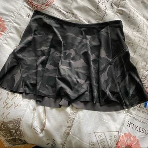 Athleta Black Camo Skort